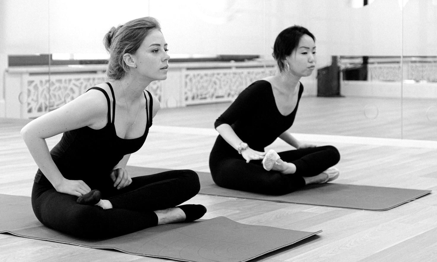 Ambiente di pratica meditativa immerso nella natura